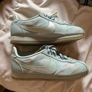 Blue w/ White Feathers Nike Shoes